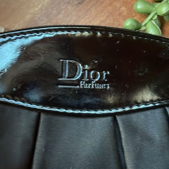 Dior perfume zipper pouch - Picture 3 of 16